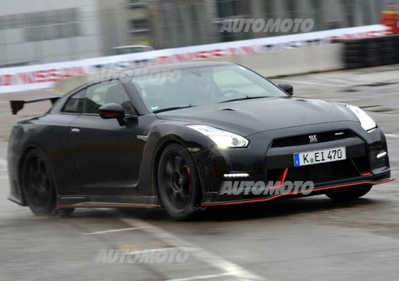 Bologna Motor Show 2014: tutti in pista con Nissan GT-R e Juke R. E non solo...