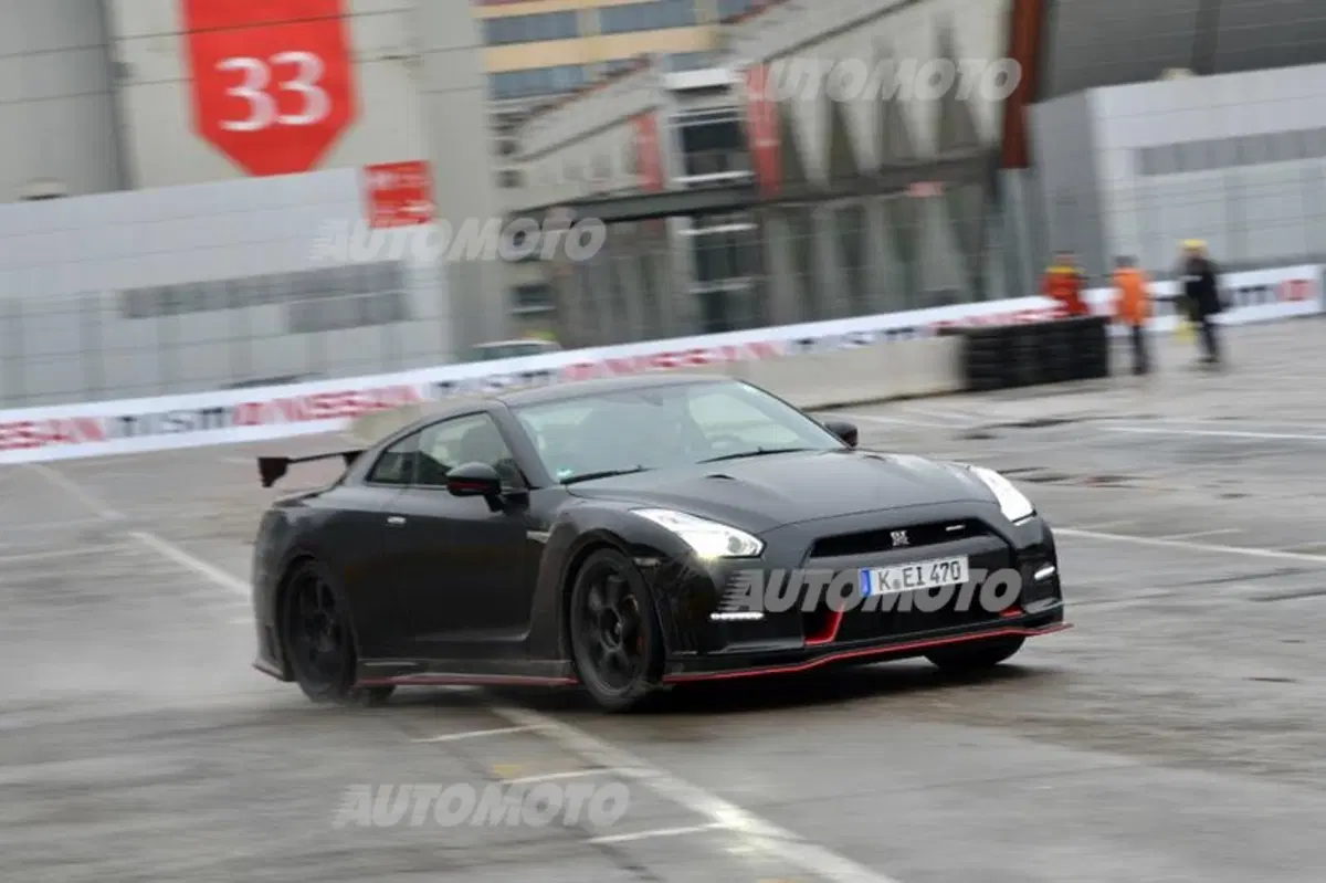 Bologna Motor Show 2014: tutti in pista con Nissan GT-R e Juke R. E non solo... (7)
