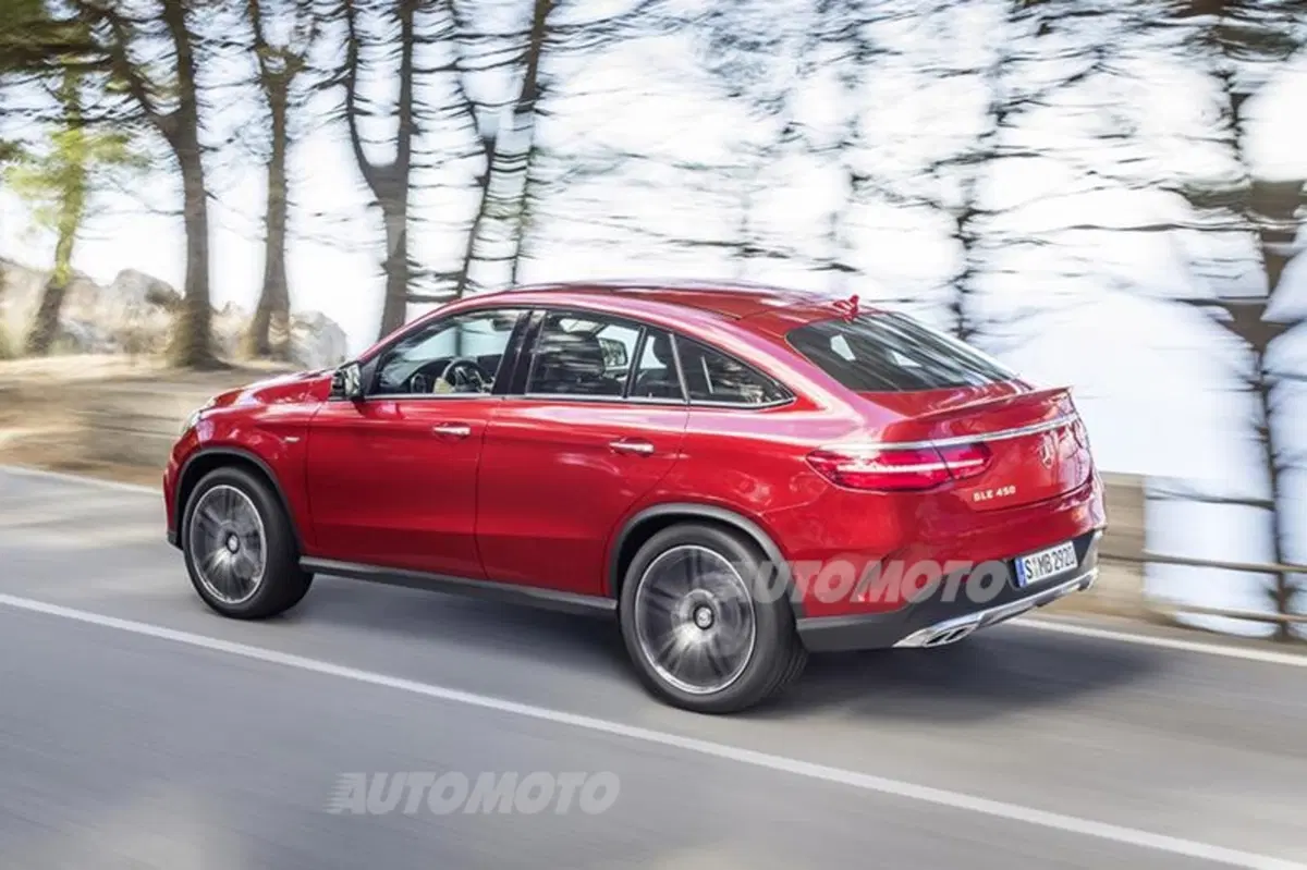 Mercedes-Benz GLE Coupè: la X6 non è più sola (5)
