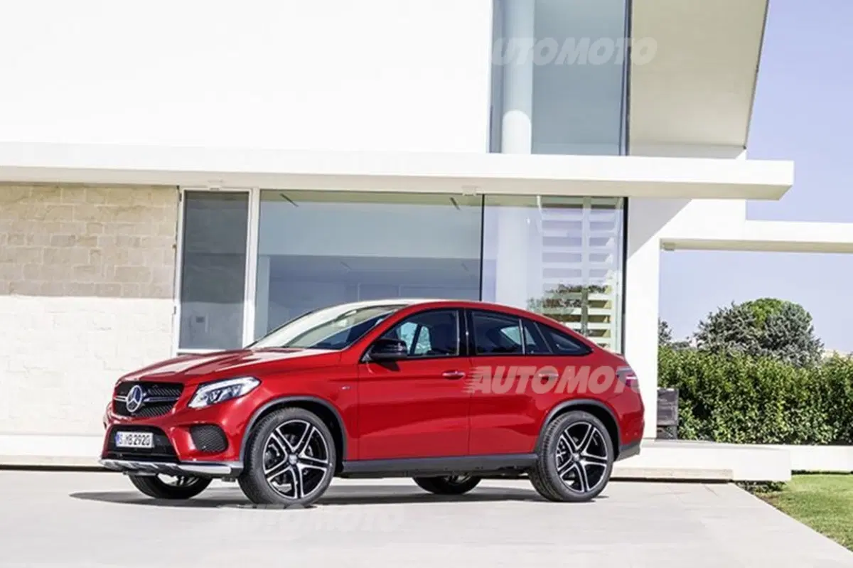 Mercedes-Benz GLE Coupè: la X6 non è più sola (10)