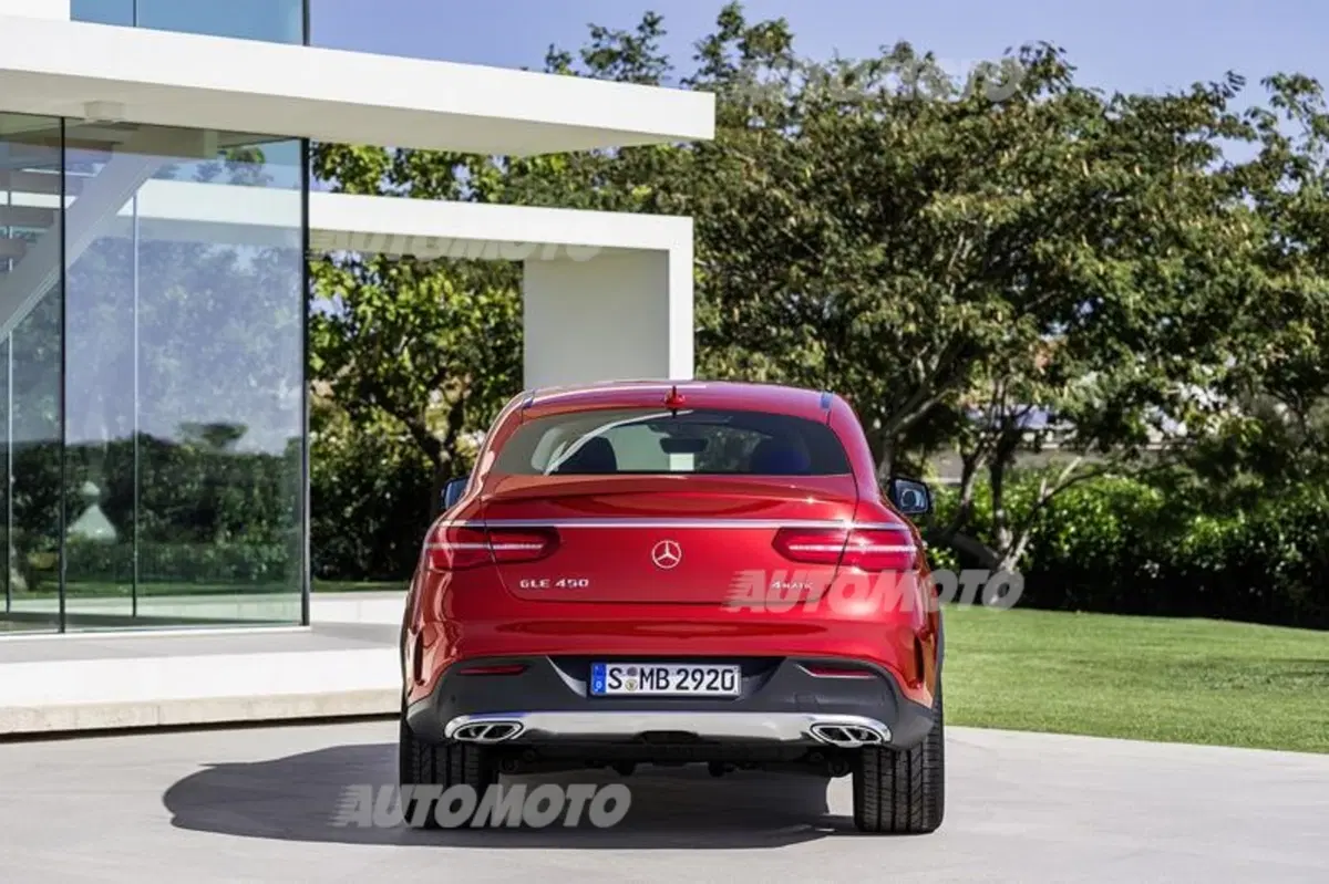 Mercedes-Benz GLE Coupè: la X6 non è più sola (13)