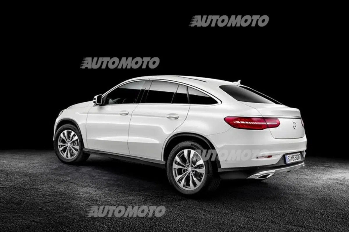 Mercedes-Benz GLE Coupè: la X6 non è più sola (14)