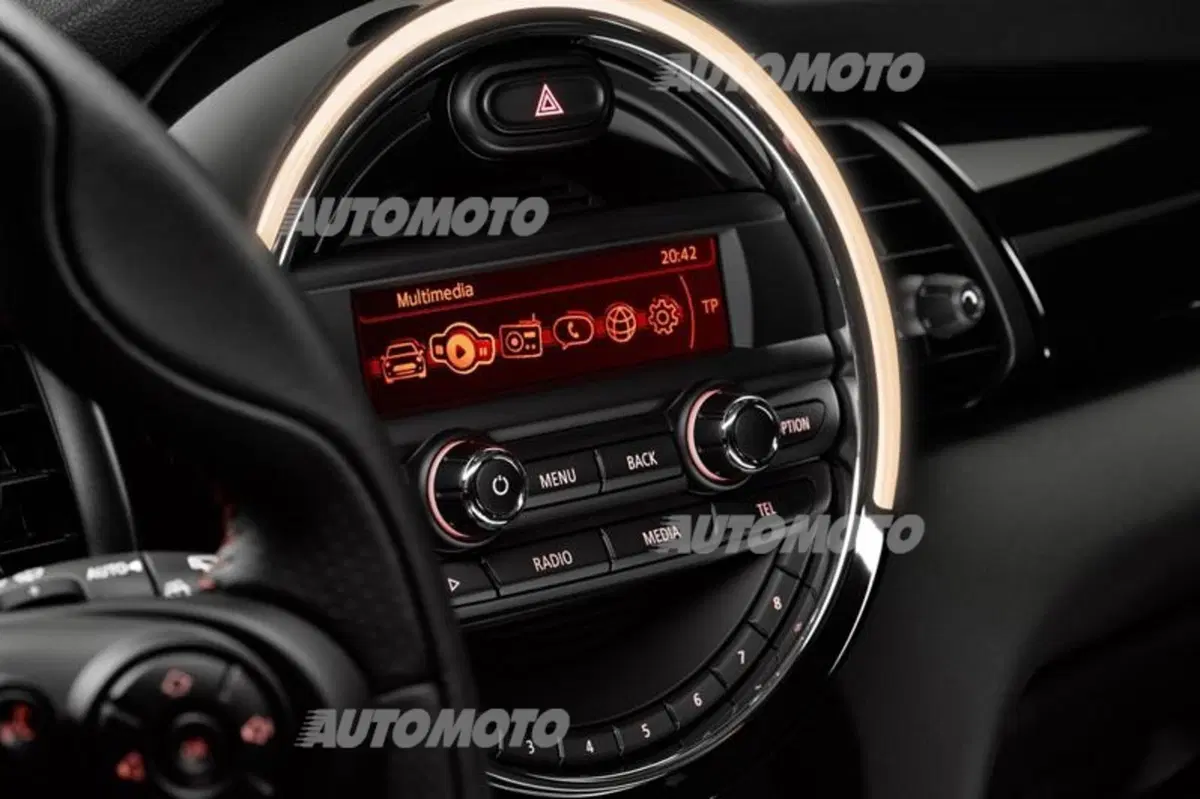 Nuova Mini John Cooper Works: la più potente mai costruita (9)