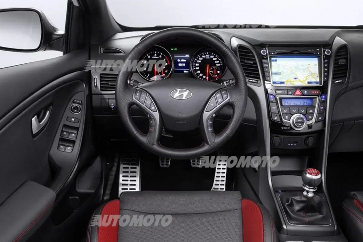 Hyundai i30 restyling: mette il turbo! (16)