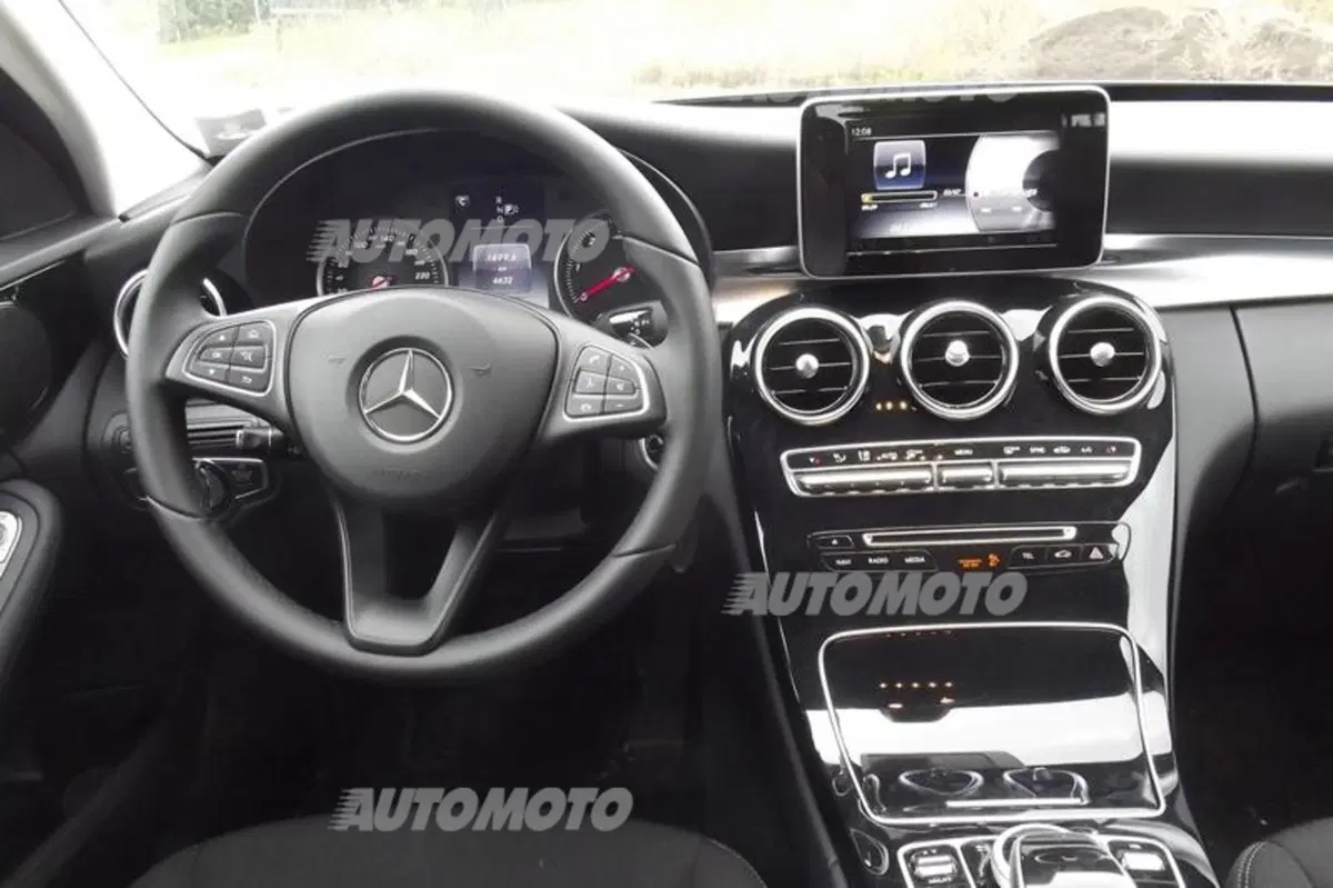 Mercedes C 220 BlueTEC Automatic Station Wagon (31)