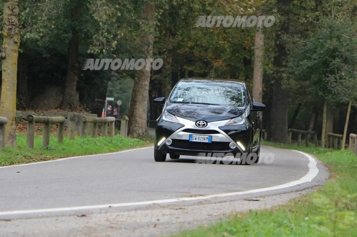 Nuova Toyota Aygo (9)