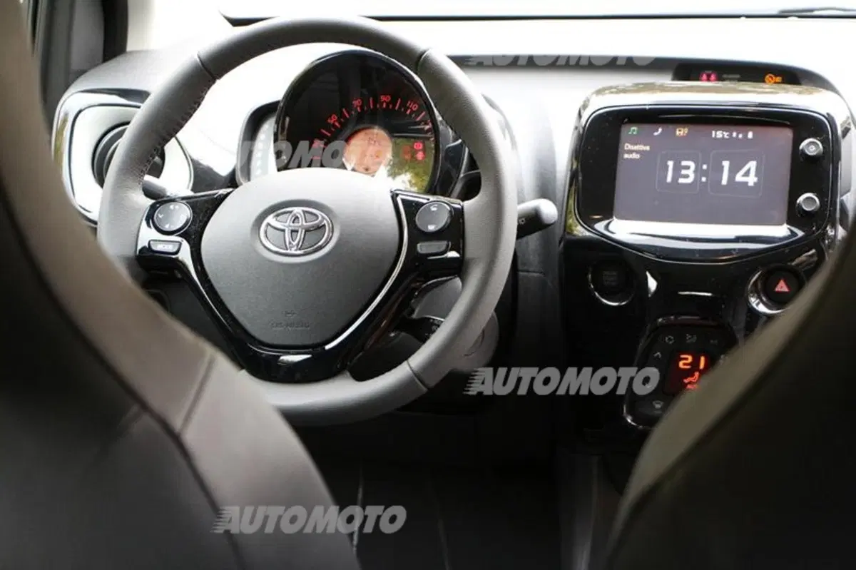 Nuova Toyota Aygo (17)