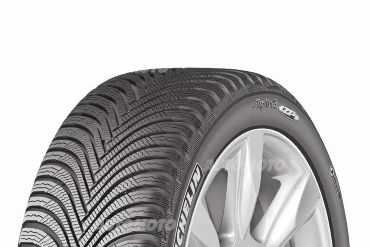 Michelin Alpine 5: la Winter Solution per Mercedes Classe B e non solo... (6)
