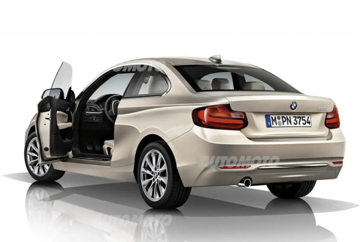 BMW Serie 2 Coupé: la sportiva ora è (anche) a tre cilindri (4)