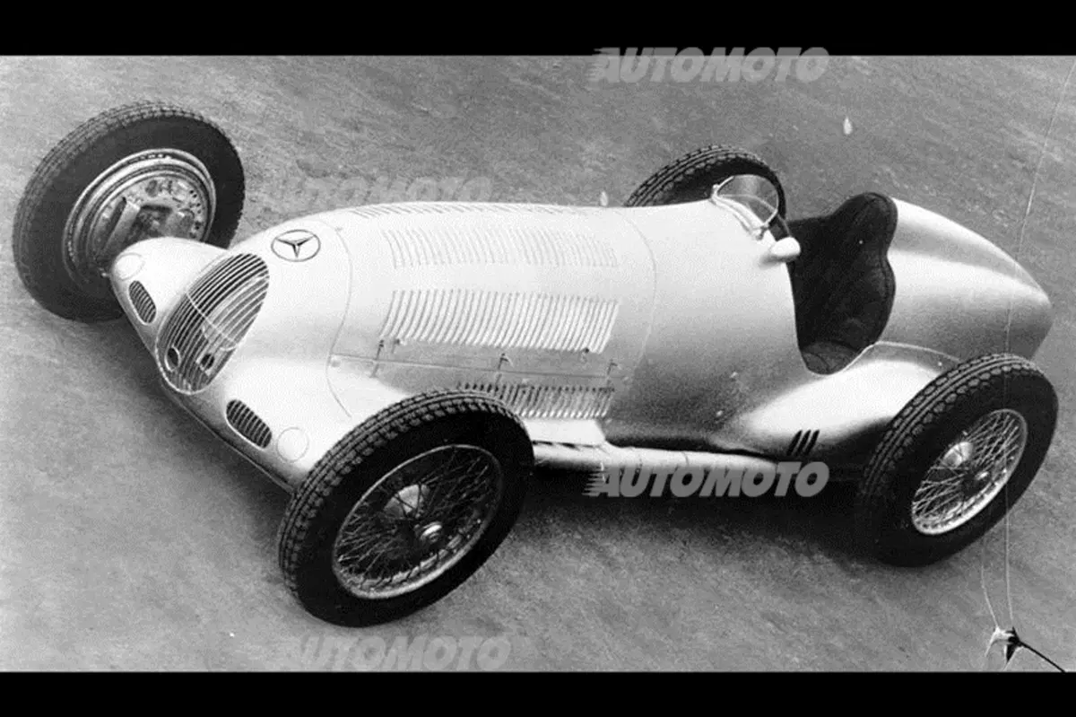 Le Mercedes da corsa: bentornate Frecce d'Argento! (12)