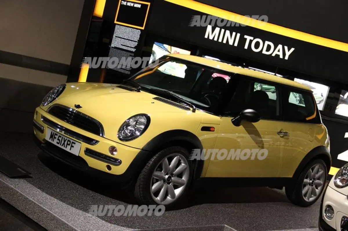 La storia della Mini diventa un museo (37)