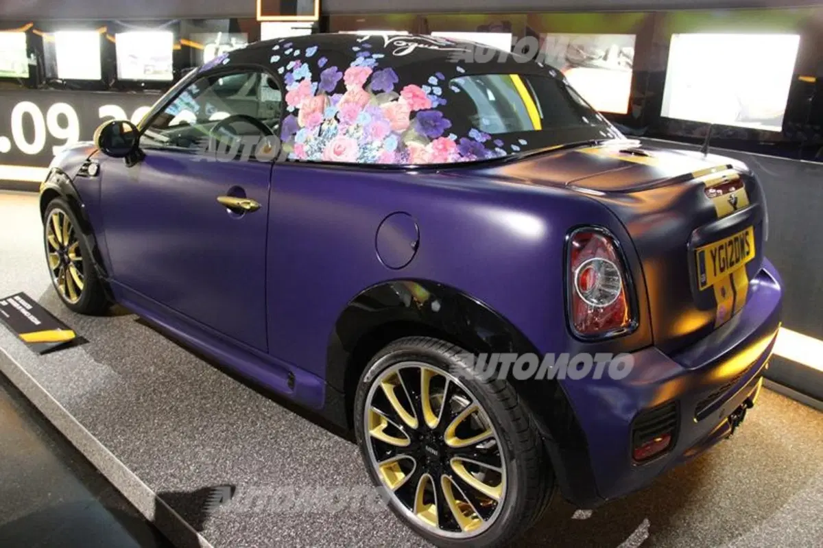 La storia della Mini diventa un museo (40)