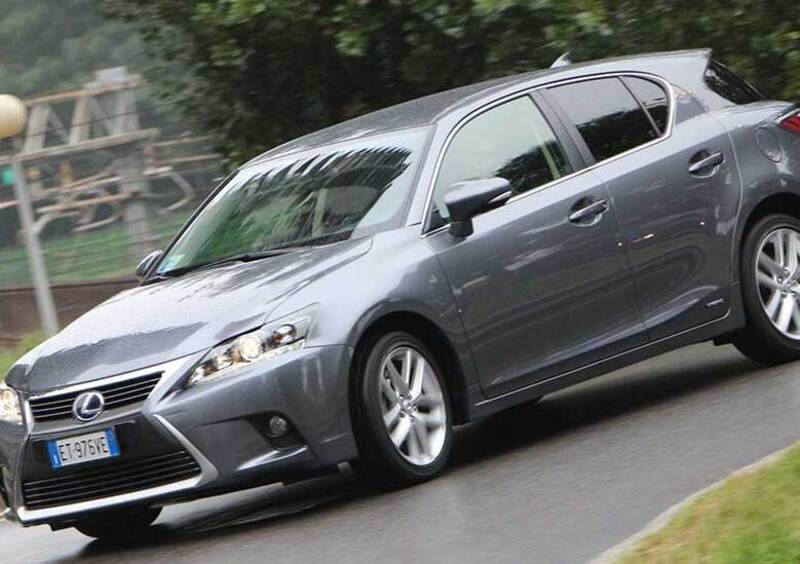 Lexus CT Hybrid restyling