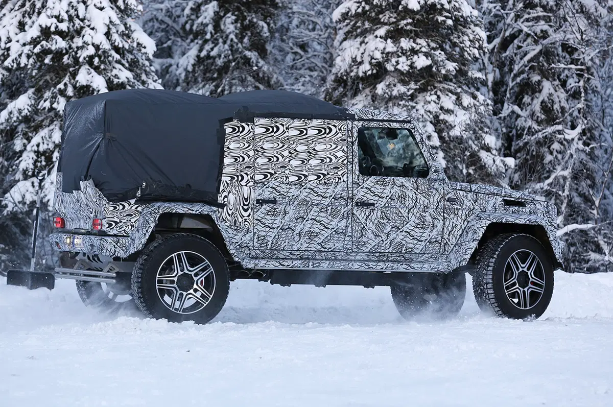 Mercedes G 500 4×4²: in arrivo una versione pick-up? (20)