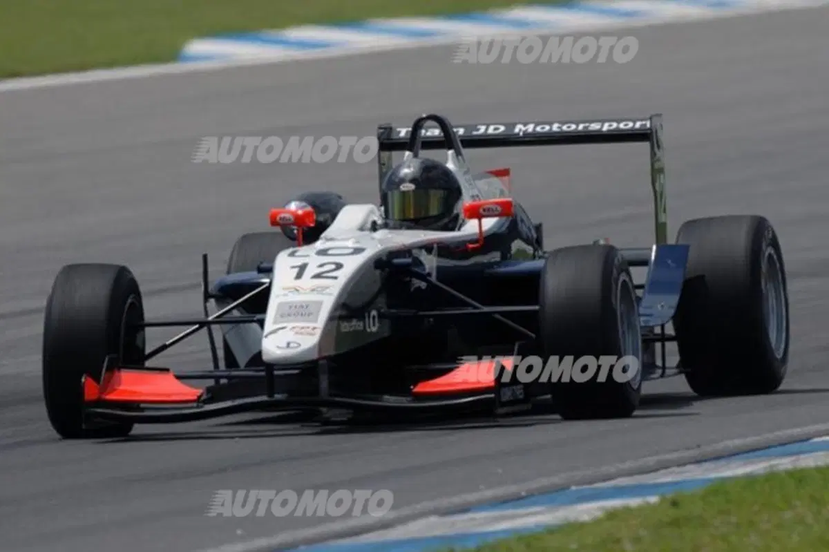 Kevin Giovesi, l'italiano che sogna la F1: «Ce la metterò tutta» (3)