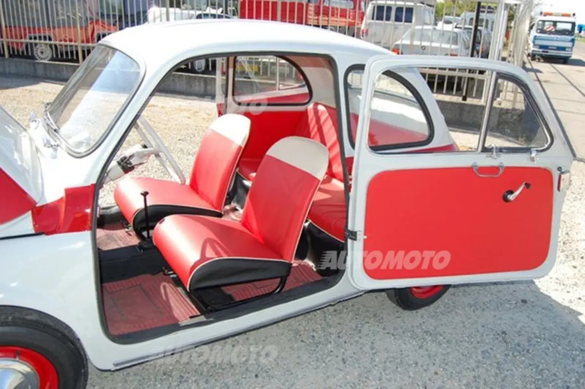 La storica Fiat Nuova 500 Sport che vale 58.000 euro (3)