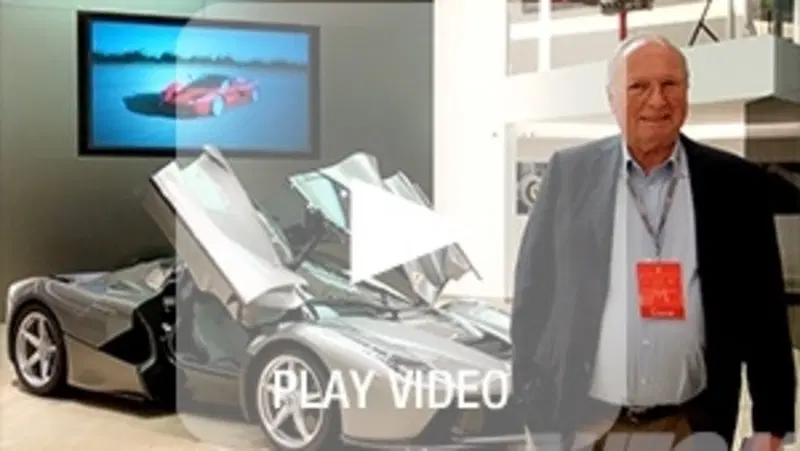 Obrist aggiunge alla sua collezione LaFerrari: &laquo;Non &egrave; un'auto, molto di pi&ugrave;&raquo;