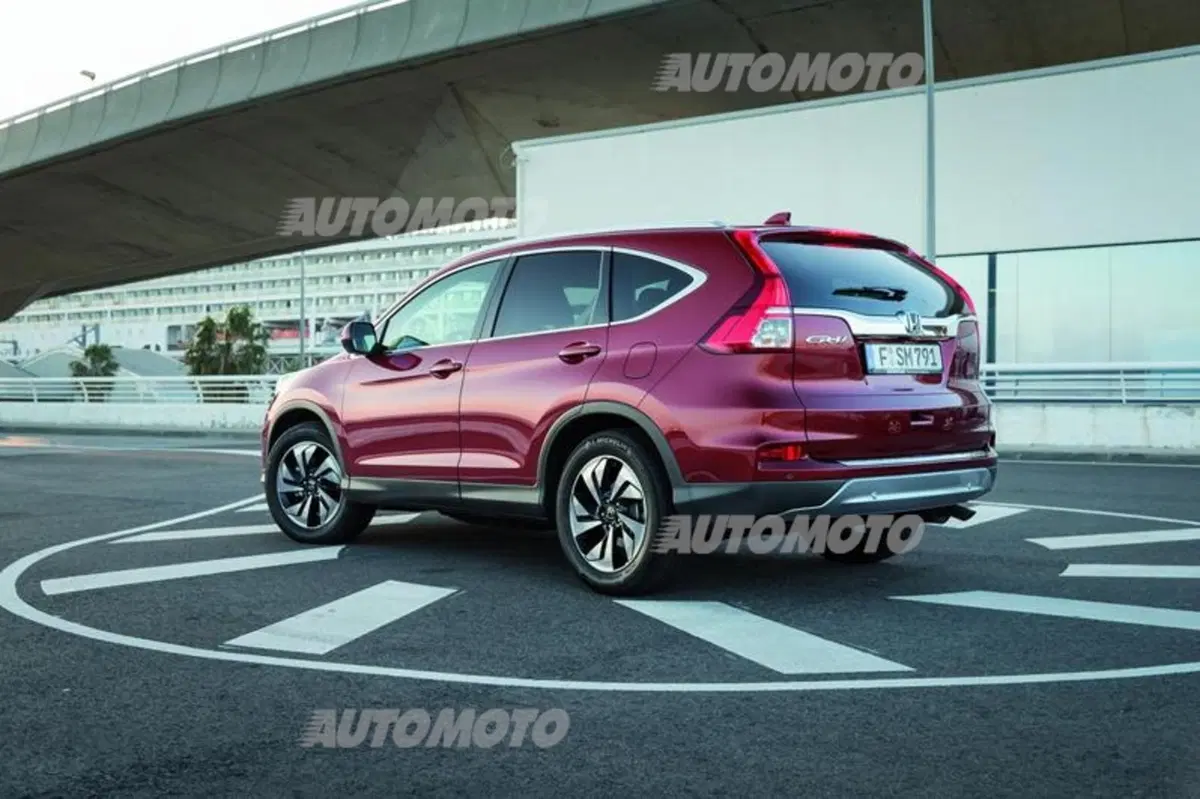 Honda CR-V restyling: tutte le immagini e i dettagli (14)