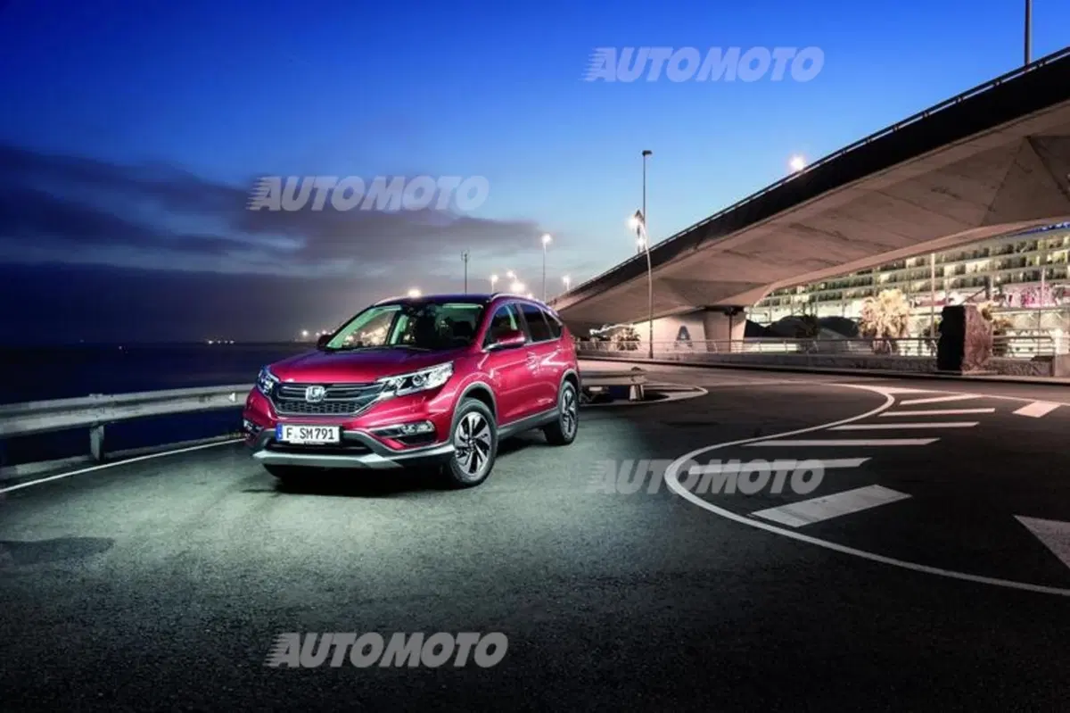 Honda CR-V restyling: tutte le immagini e i dettagli (18)