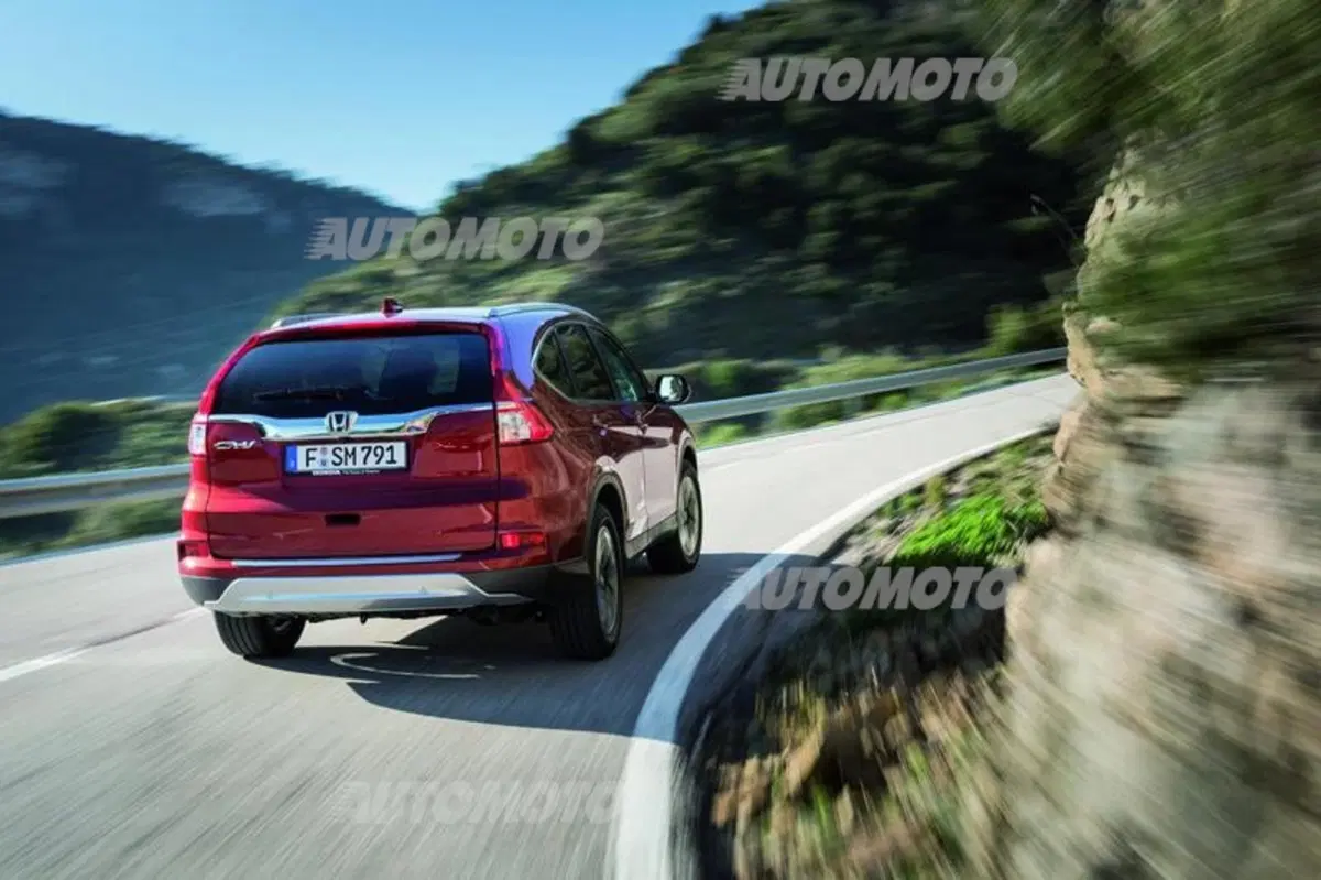 Honda CR-V restyling: tutte le immagini e i dettagli (19)