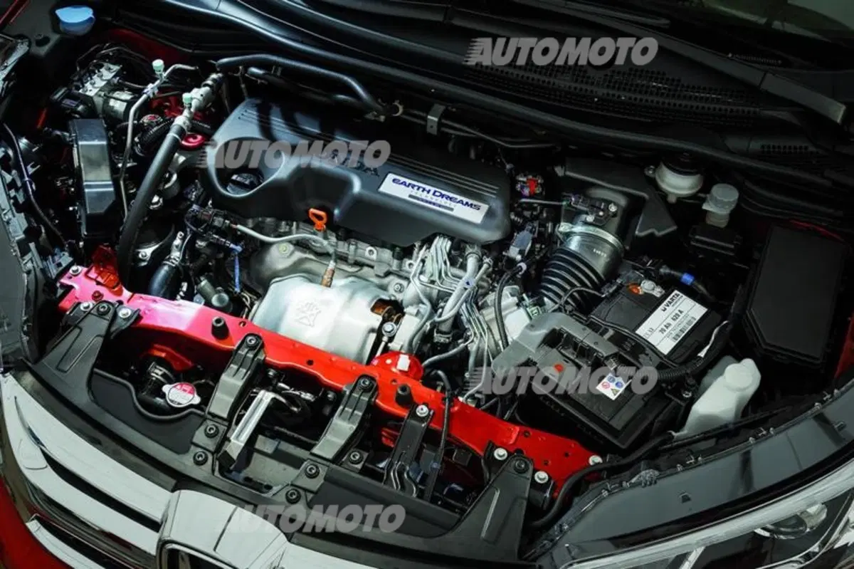 Honda CR-V restyling: tutte le immagini e i dettagli (33)