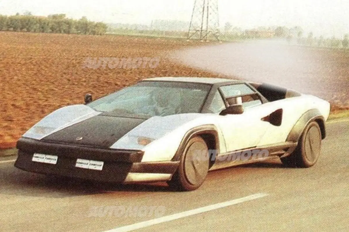 Lamborghini Countach Evoluzione: la superleggera sfortunata ideata da Pagani (7)