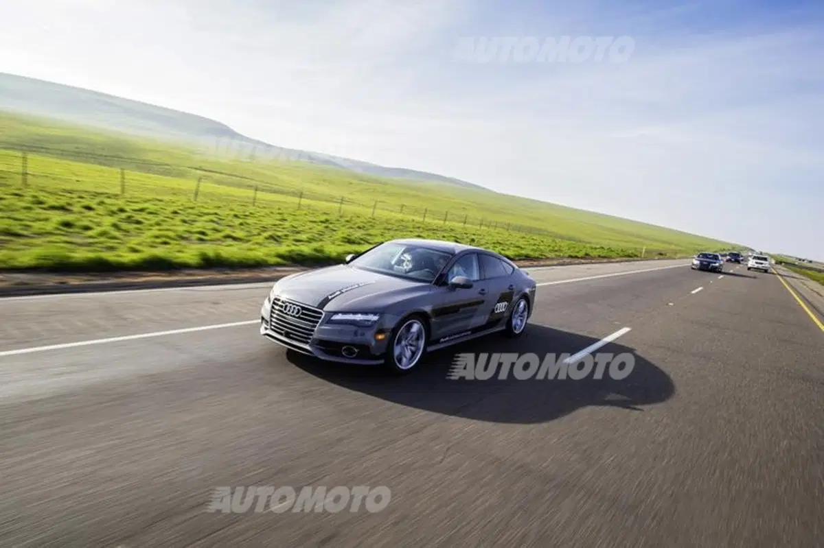 Audi A7 piloted driving concept: 900 km fino a Las Vegas senza pilota (20)