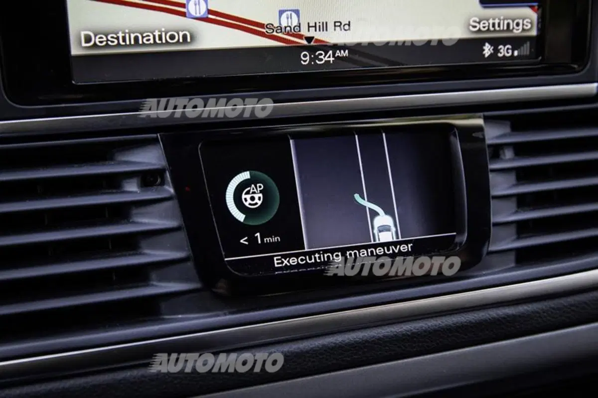 Audi A7 piloted driving concept: 900 km fino a Las Vegas senza pilota (23)
