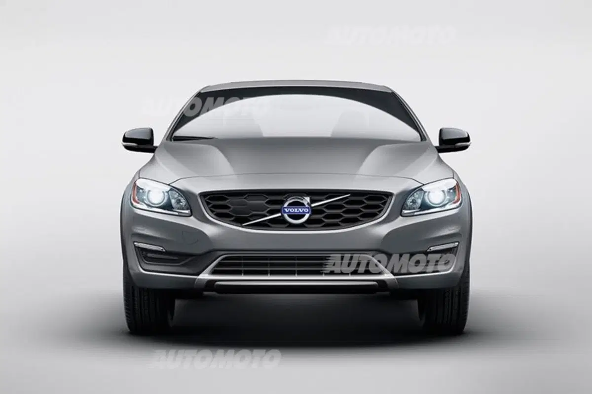 Volvo S60 Cross Country: prima berlina di lusso crossover
