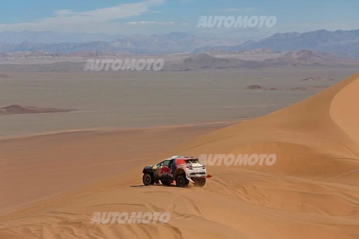 Dakar 2015, tutte le Peugeot sono ancora in gara. E una ha "rischiato" di vincere (7)