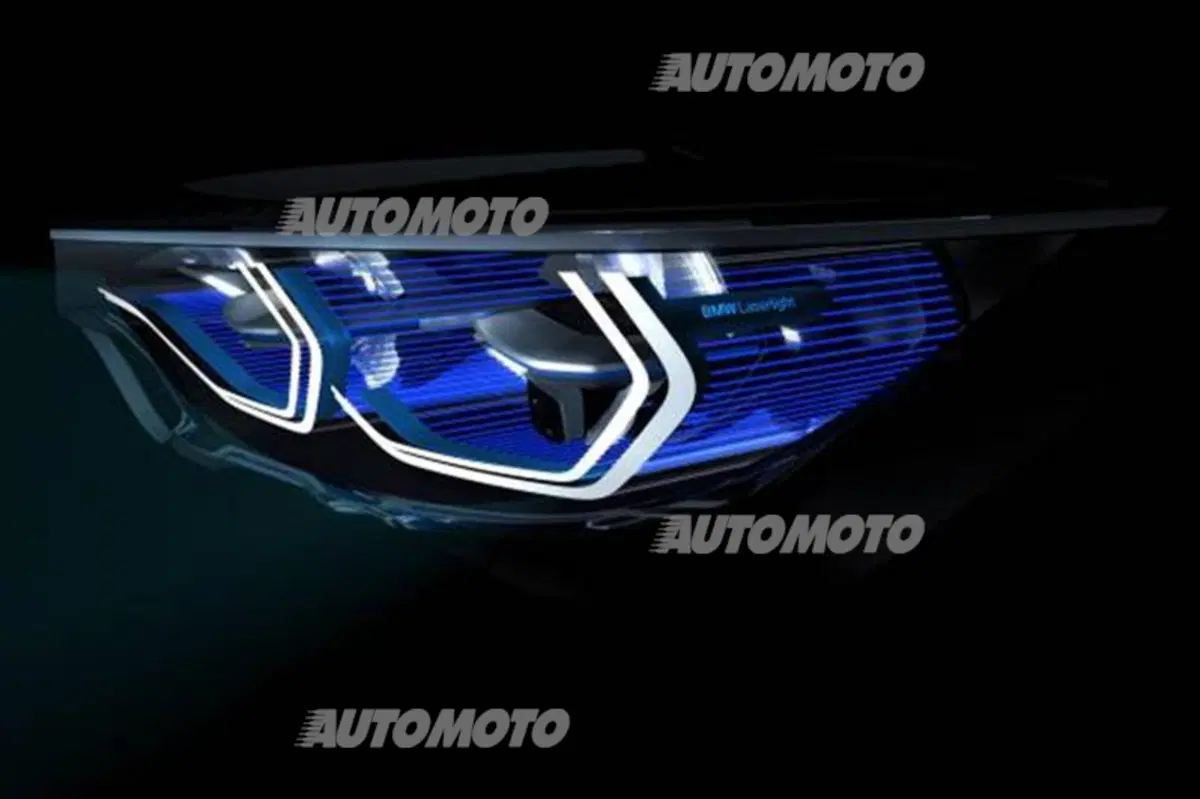 BMW M4 Concept Iconic Lights: fari al laser intelligenti (22)
