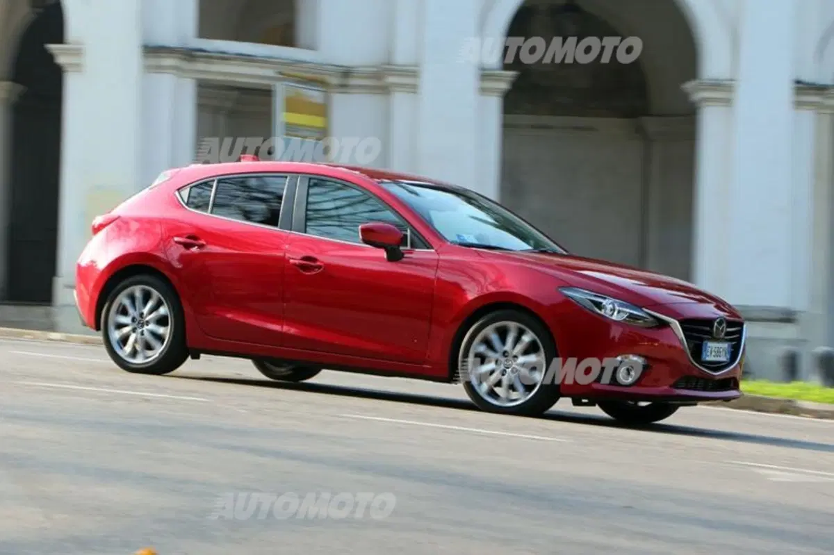Mazda3 Skyactiv-D (9)