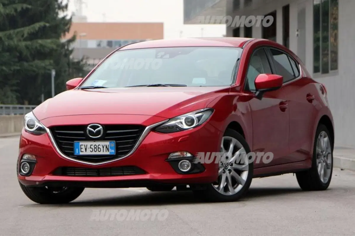 Mazda3 Skyactiv-D (10)