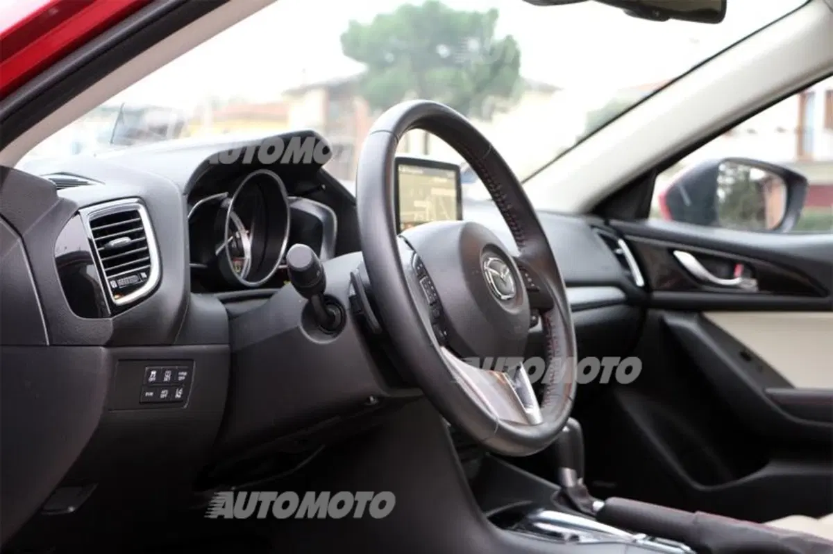 Mazda3 Skyactiv-D (15)