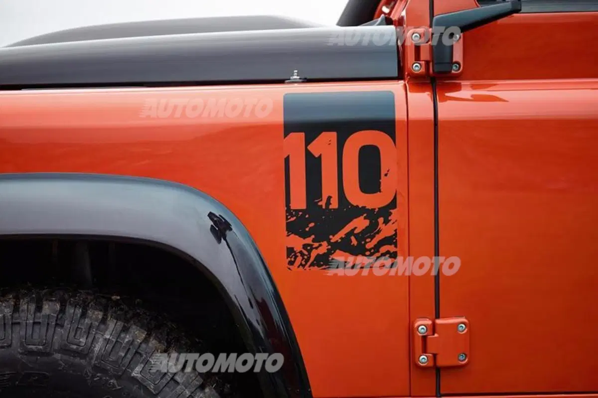 Land Rover Defender: stop alla produzione. Tre edizioni speciali per la fine di un mito (4)