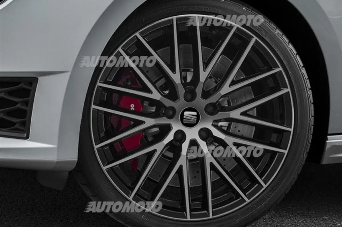 Seat Leon ST Cupra: una station da 280 cavalli (8)