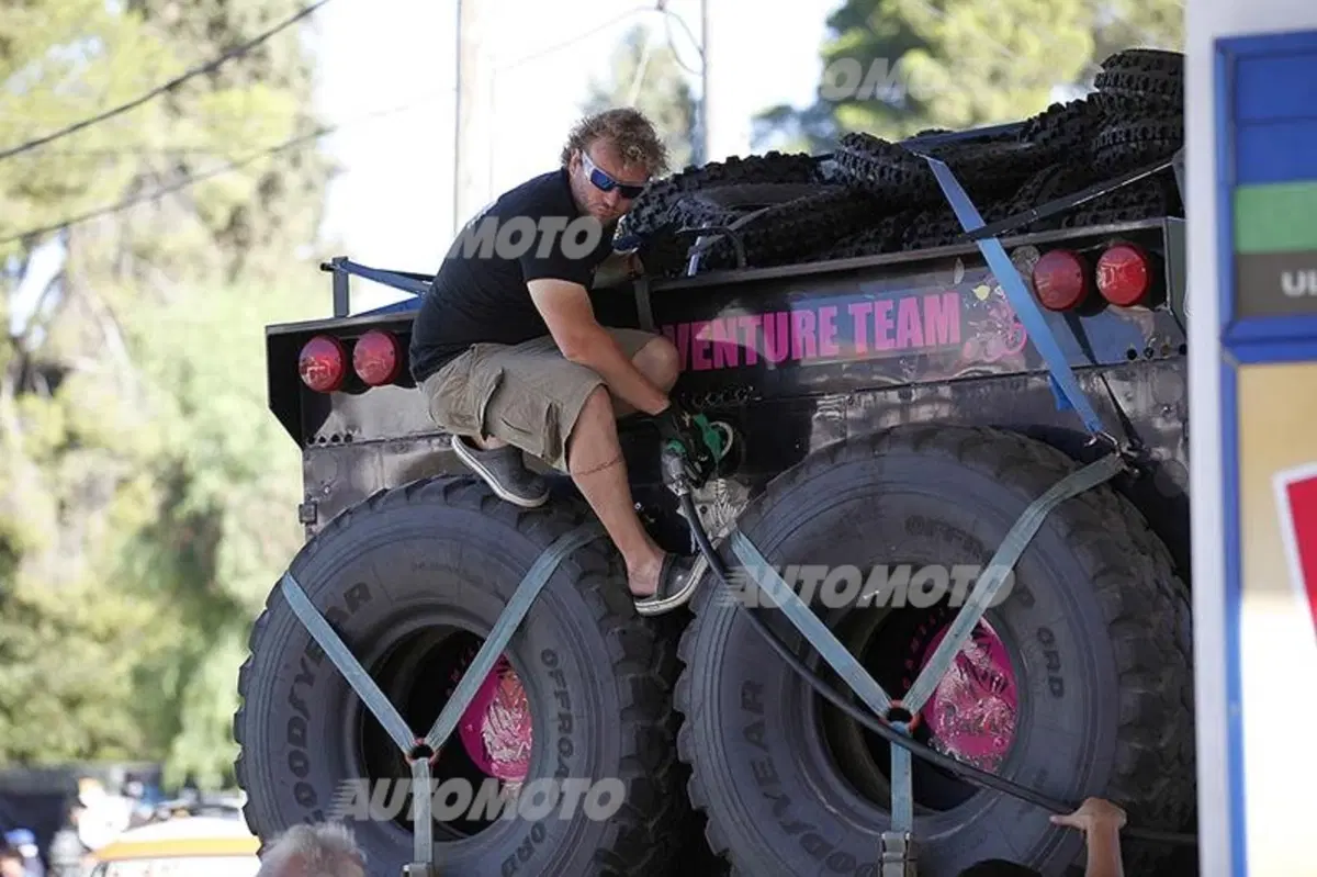 Dakar 2015, Tappa 8. Al-Rajhi porta la Toyota al successo. Nelle moto vince Goncalves (Honda) (9)
