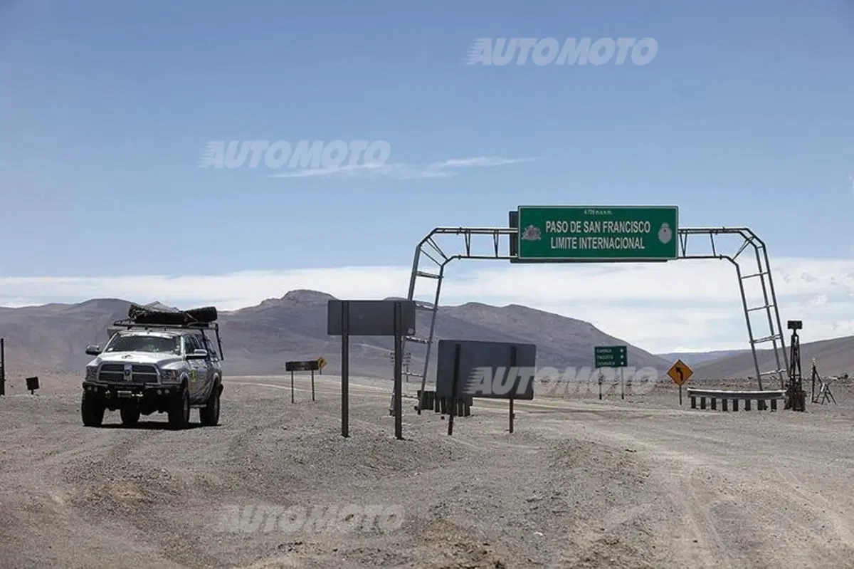 Dakar 2015, Tappa 8. Al-Rajhi porta la Toyota al successo. Nelle moto vince Goncalves (Honda) (10)