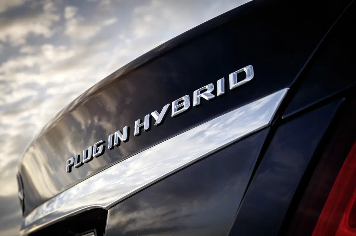 Mercedes Classe C Plug-in Hybrid: efficienza sportiva (11)