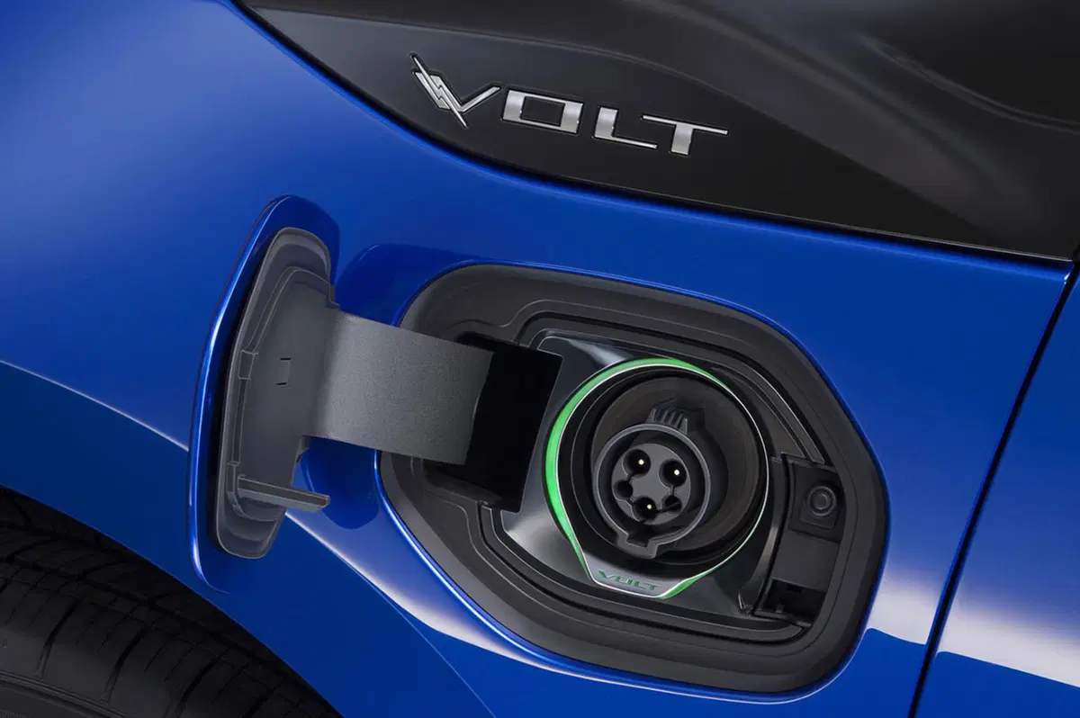 Nuova Chevrolet Volt: più lontani (in elettrico) con meno peso (12)