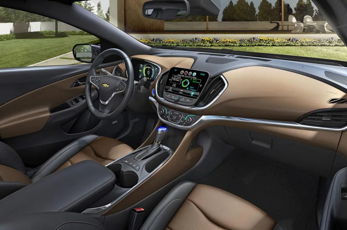 Nuova Chevrolet Volt: più lontani (in elettrico) con meno peso (15)