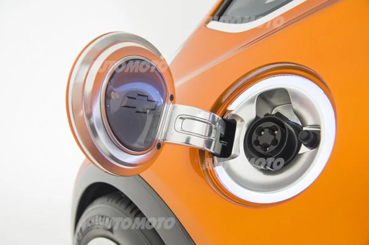 Chevrolet Bolt concept: un prototipo per sfidare la i3? (6)