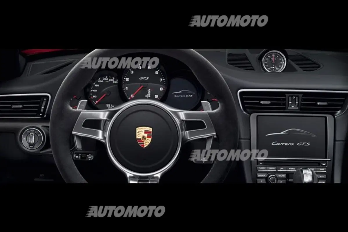 Porsche 911 Targa 4 GTS: spettacolare mix per il 50° (14)