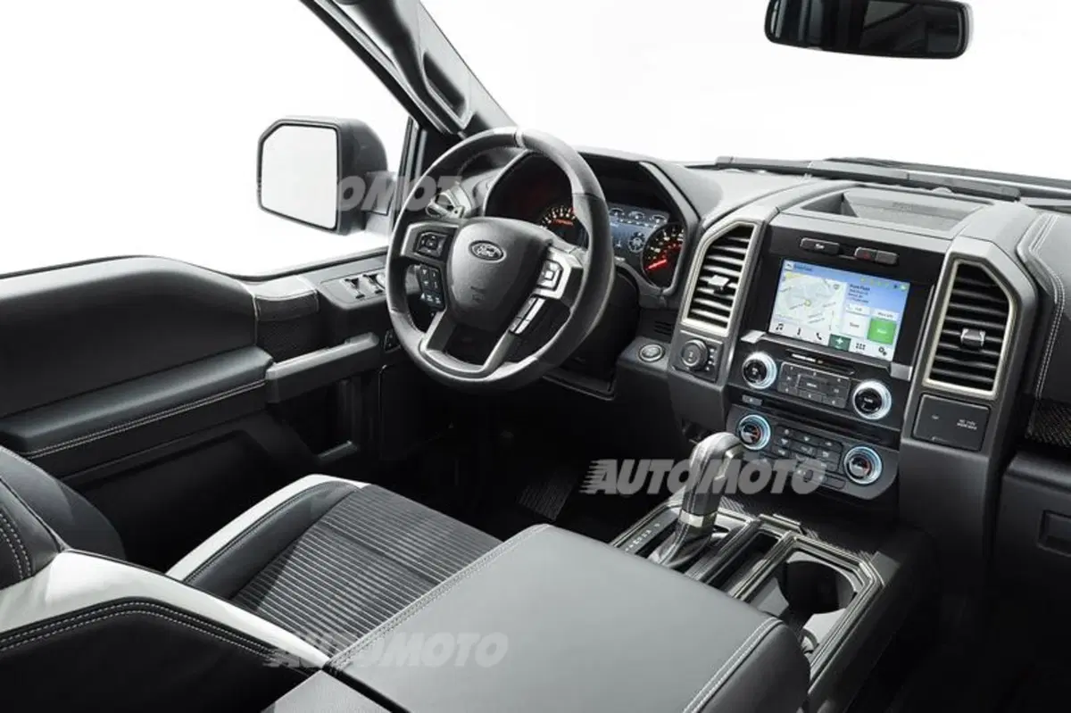 Nuova Ford F-150 Raptor: perde il V8... ma anche 230 kg! (13)