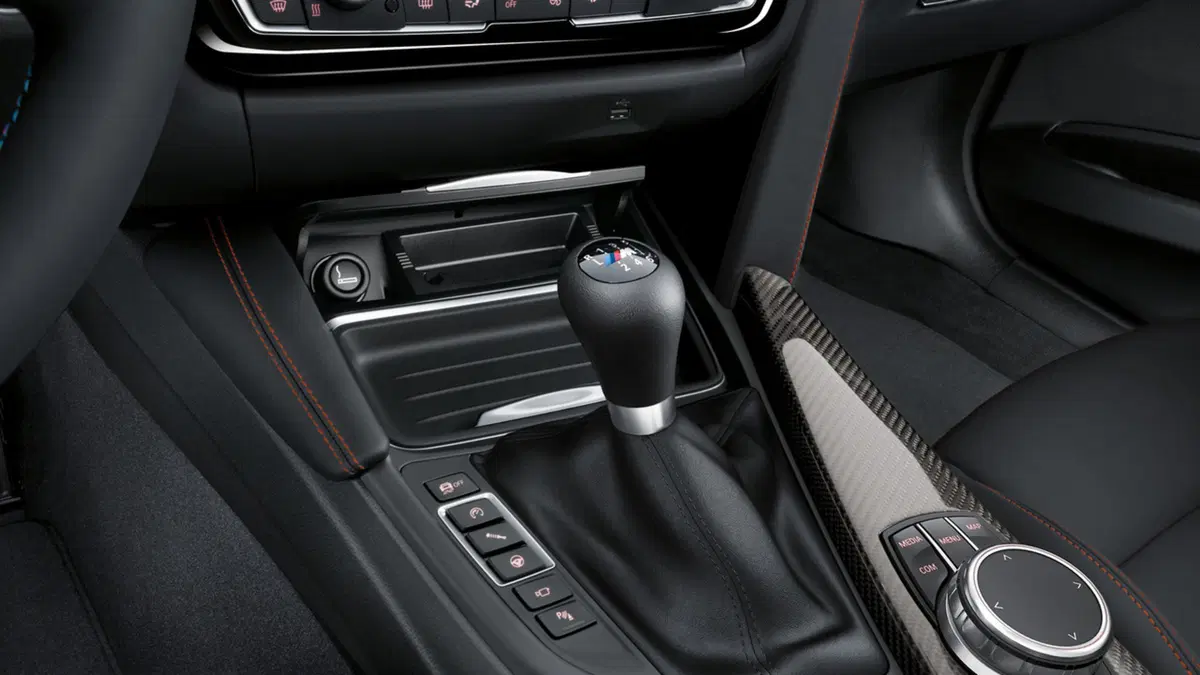 BMW Serie 4 e M4 restyling 2017: cambiamenti di fino [Video] (40)