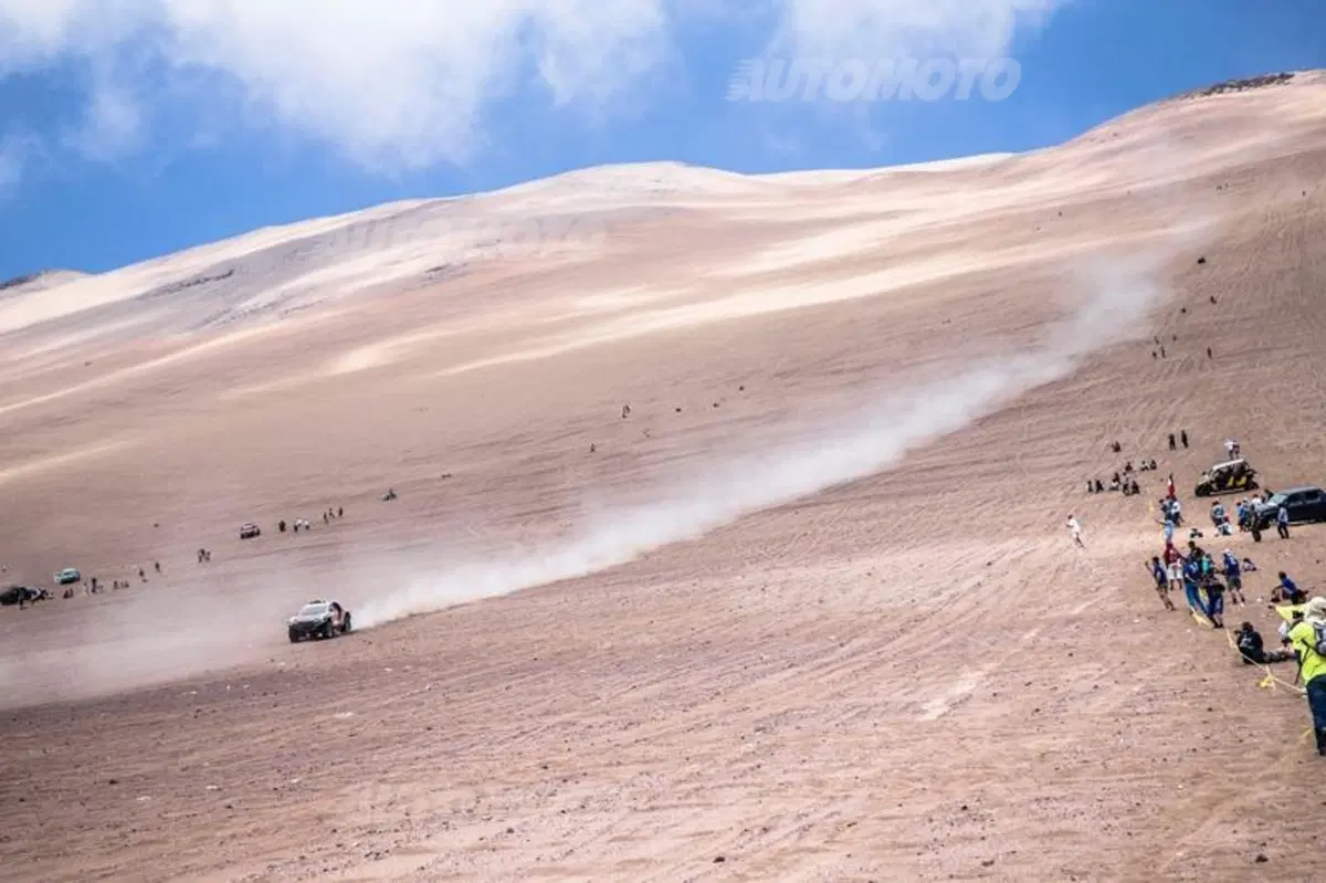 Dakar 2015. Tappa 9 a Rodrigues (Honda) nelle moto e Roma (Mini) nelle auto
