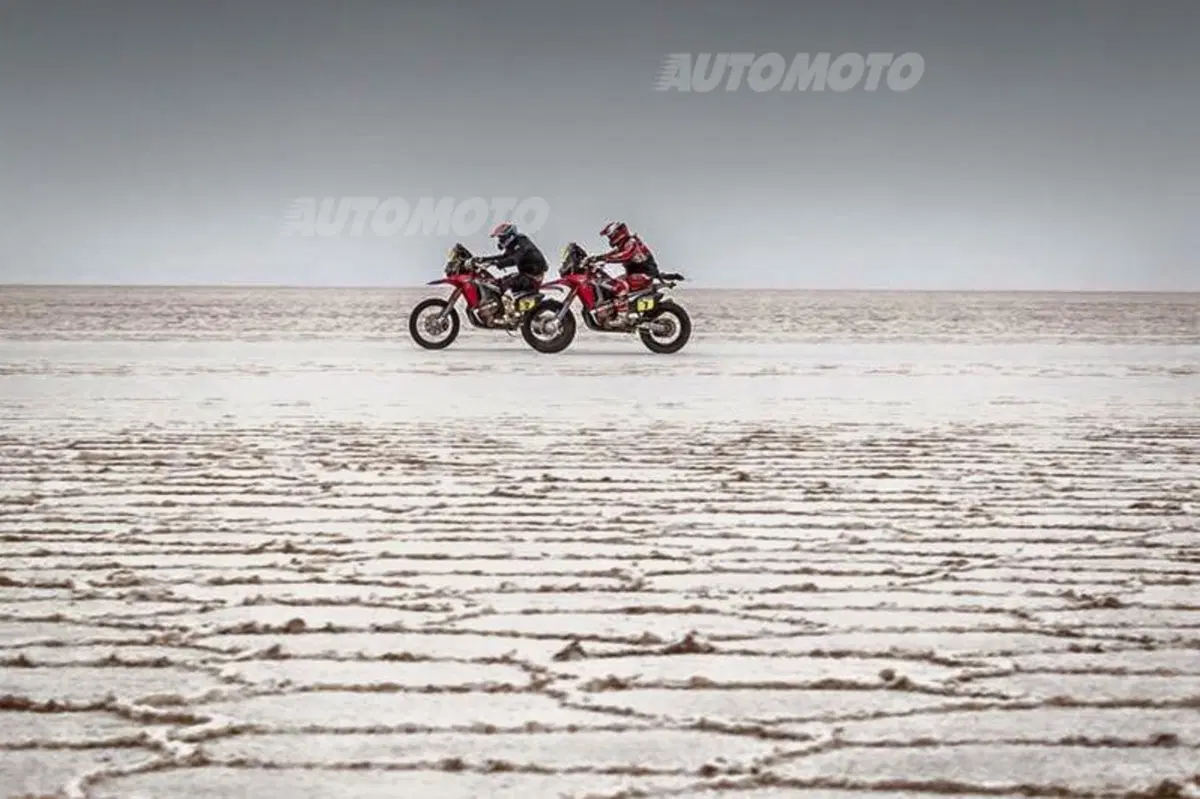 Dakar 2015, Tappa 10. Nelle moto vince Barreda (Honda), Al-Attiyah (Mini) nelle auto (8)
