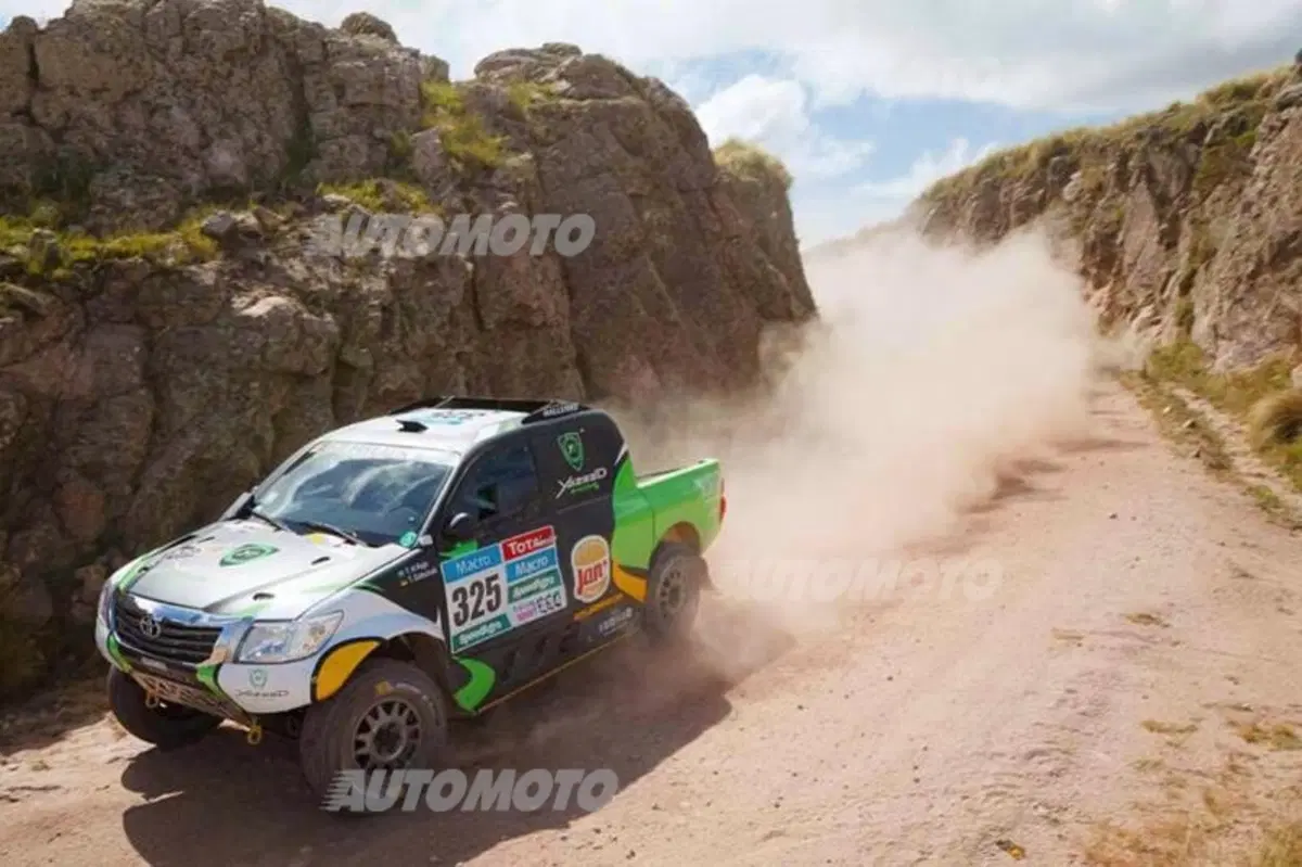 Dakar 2015, Tappa 11. Barreda (Honda) vince nelle moto, Al-Attiyah (Mini) nelle auto (2)