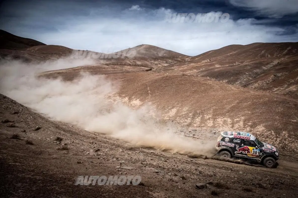 Dakar 2015, Tappa 12. Nelle moto vince Price (KTM). Fra le auto è primo Terranova (Mini) (7)