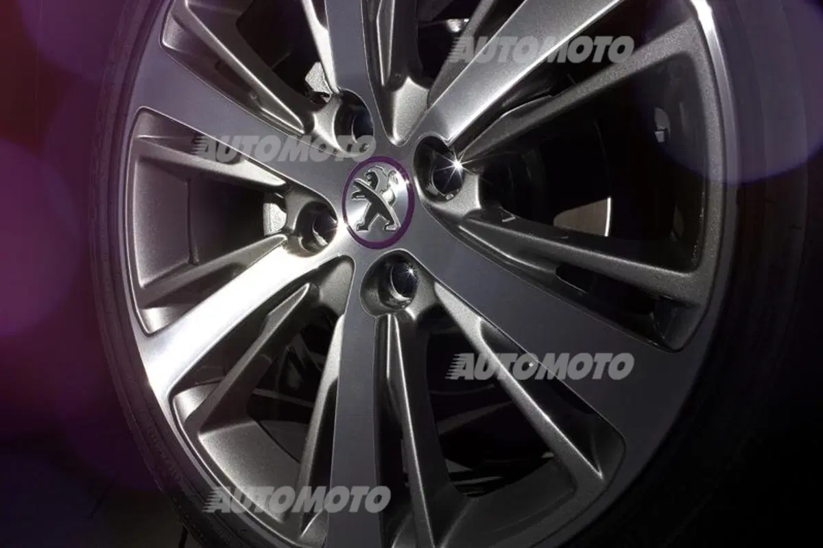 Peugeot 208 XY (14)